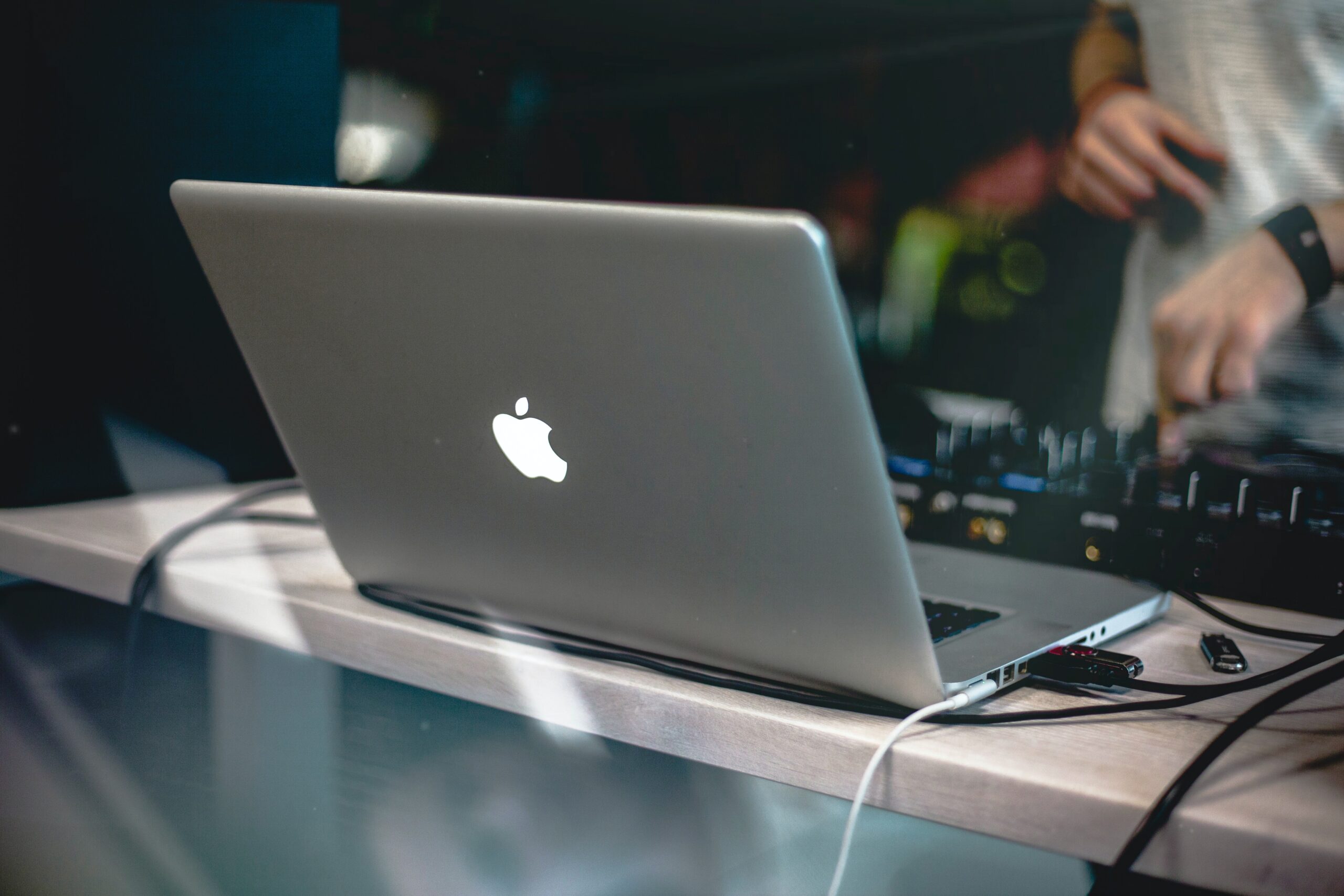 Macbook